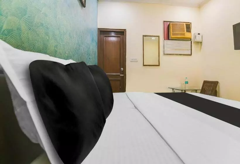 ホテル Midcity Guest House