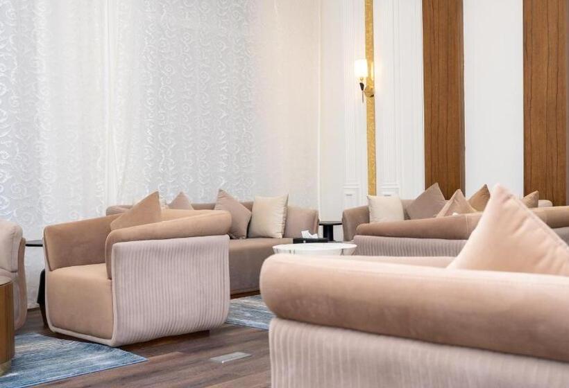 Hotel Rose Bark روز بارك