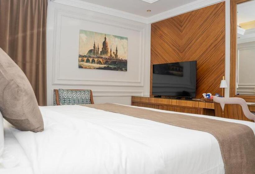 Hotel Rose Bark روز بارك