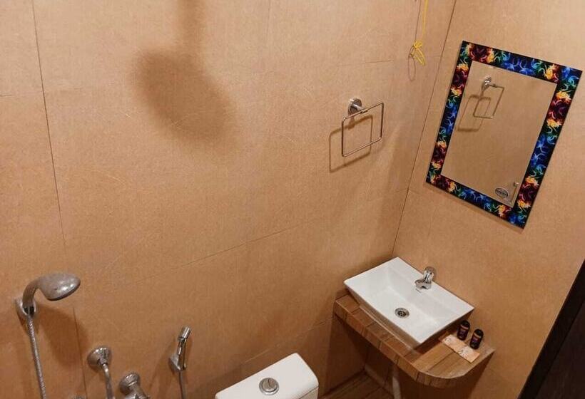 Hotel Royal Villa Beach Resort