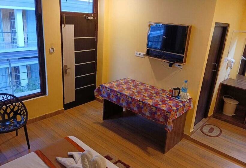 Hotel Royal Villa Beach Resort