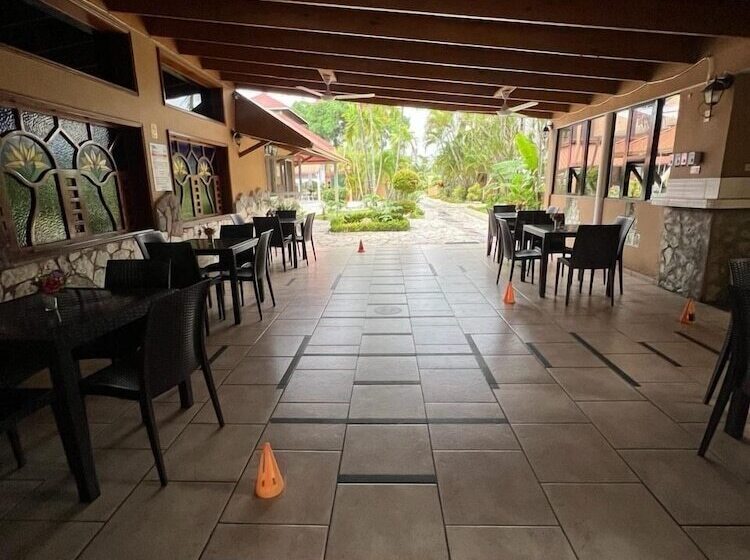 هتل Tropicana Santo Domingo