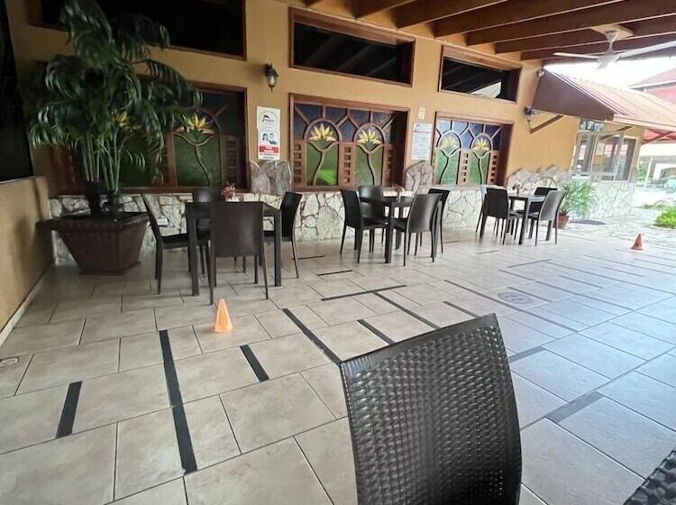 هتل Tropicana Santo Domingo