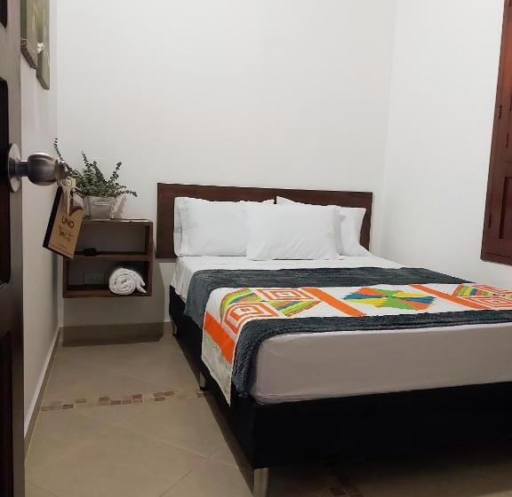 هتل Volarte Hostal