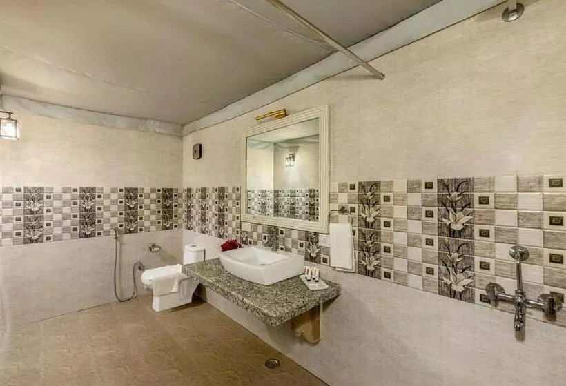 リゾートホテル Sterling Rewild Sariska