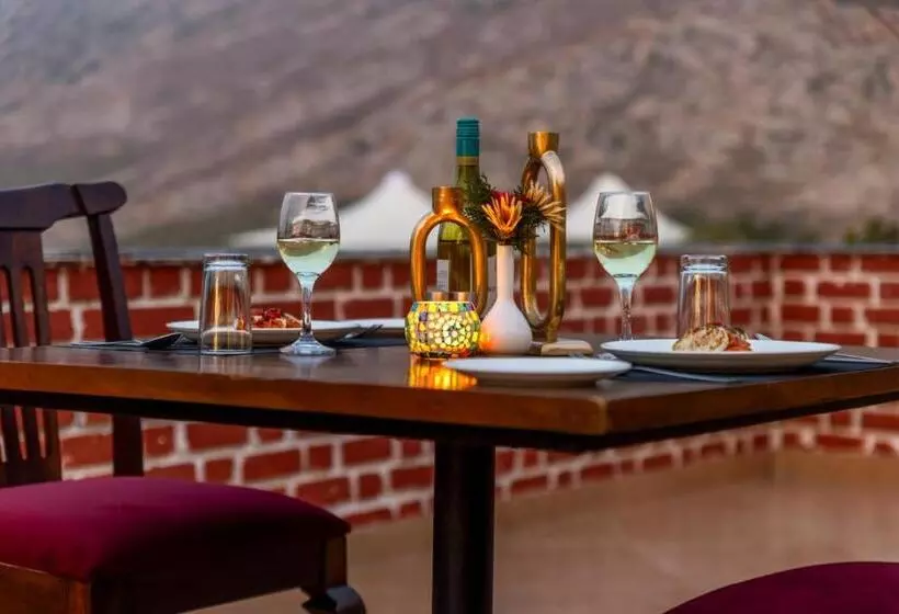 リゾートホテル Sterling Rewild Sariska