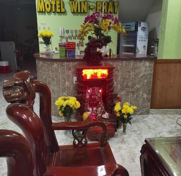 تختخواب و صبحانه Motel Win Phát