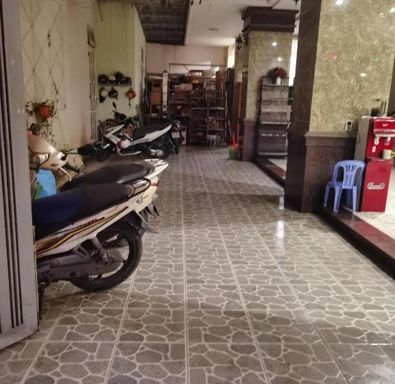 تختخواب و صبحانه Motel Win Phát