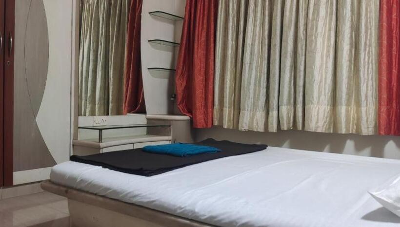 Bed and Breakfast P N A Apartments