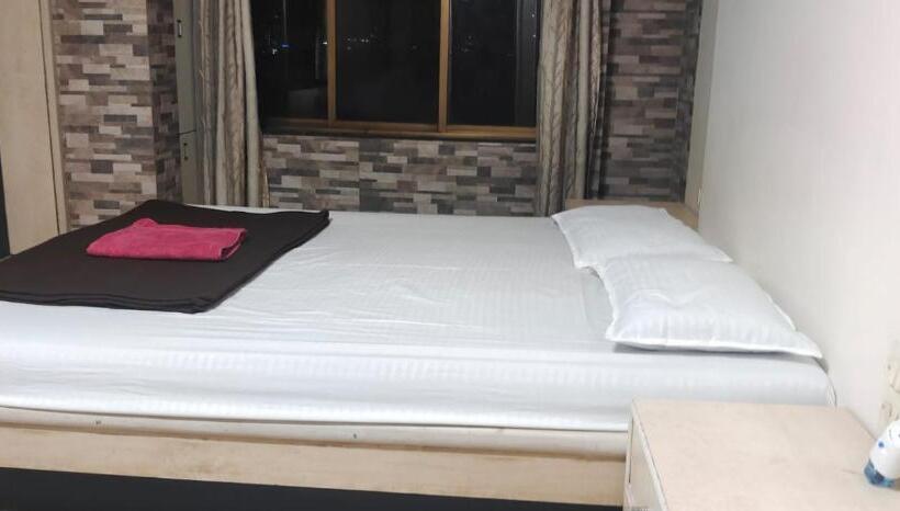 Bed and Breakfast P N A Apartments