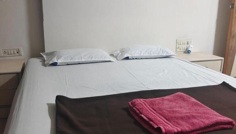 Bed and Breakfast P N A Apartments