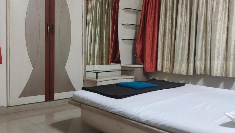 Bed and Breakfast P N A Apartments