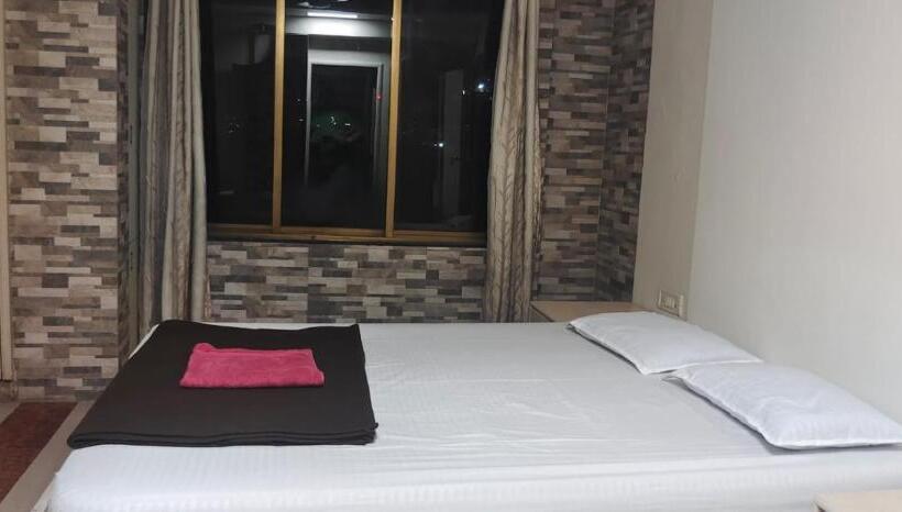 Bed and Breakfast P N A Apartments