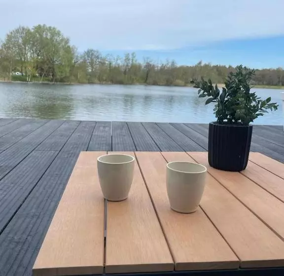 Aamiaismajoitus (B&B) Waterside Voorthuizen