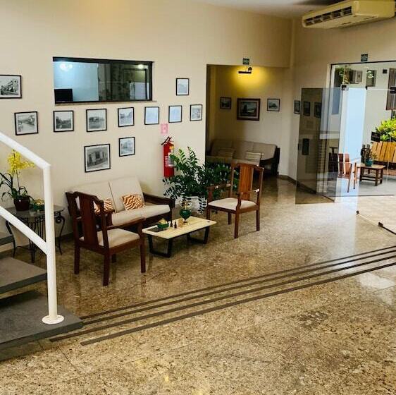 בית מלון כפרי Guanabara Palace