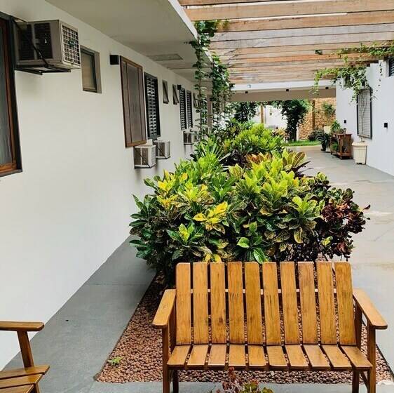 בית מלון כפרי Guanabara Palace