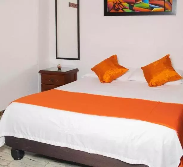 هتل Hospedaje Oasis Central