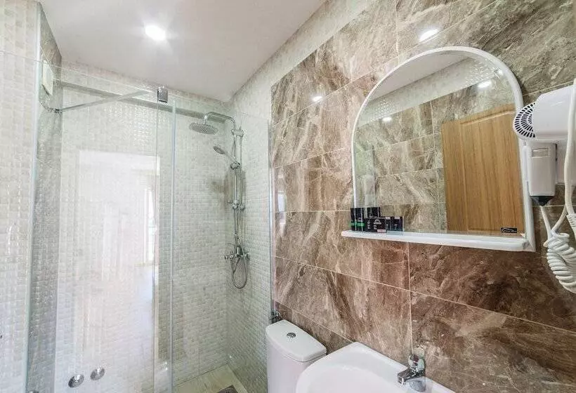 هتل Nobel Ulcinj