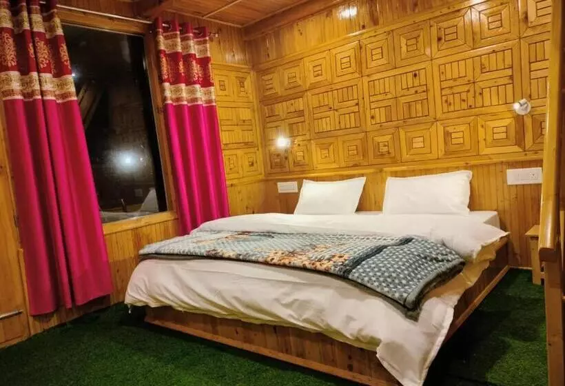 ホテル Northern Cedar Cabin