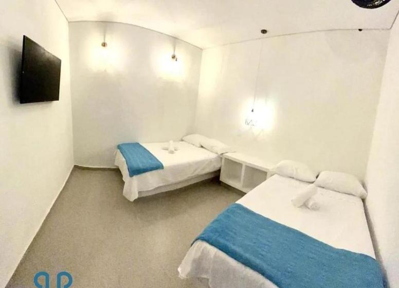 فندق Plaza Utica