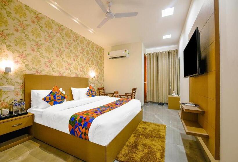 Fabhotel Prime Victoria Regency