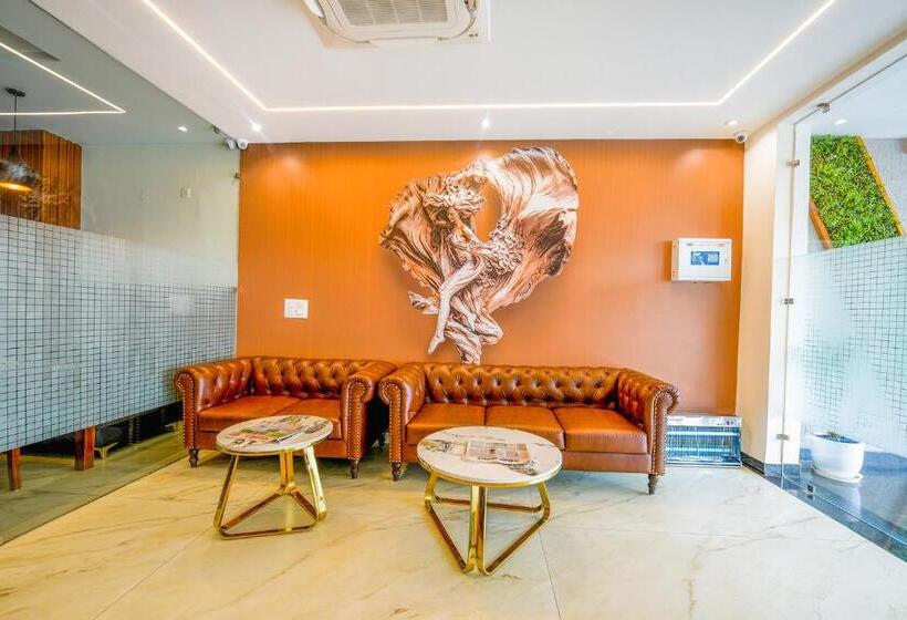 Fabhotel Prime Victoria Regency