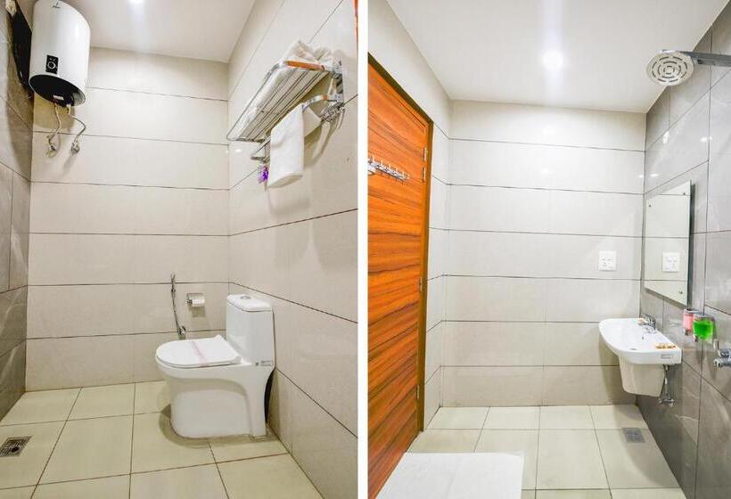 Fabhotel Prime Victoria Regency