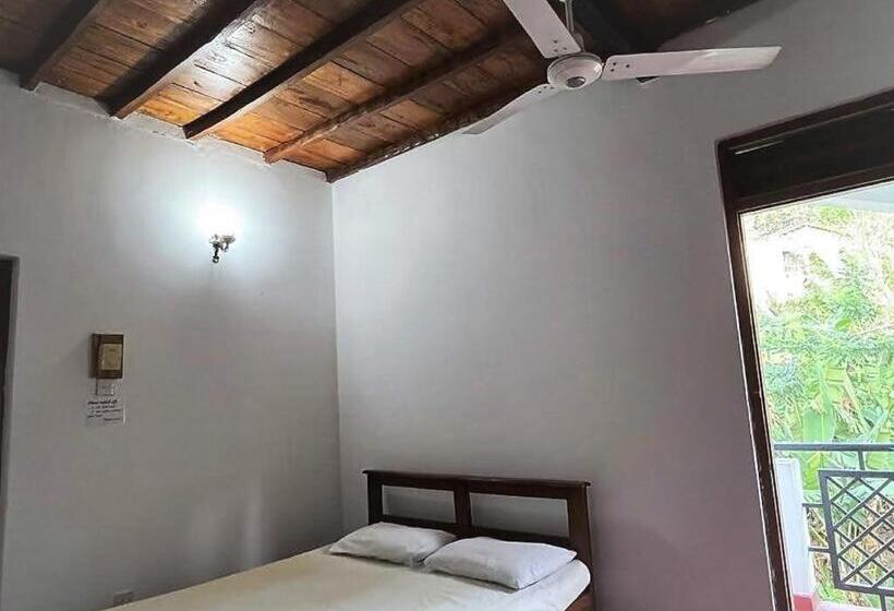 פנסיון Bellevue Retreat