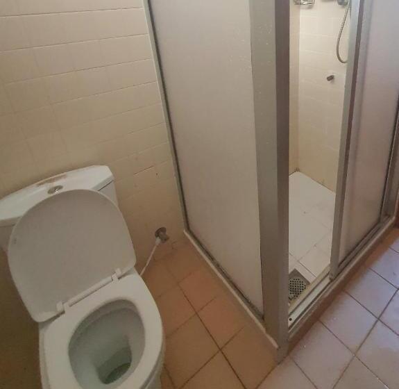 פנסיון Bellevue Retreat