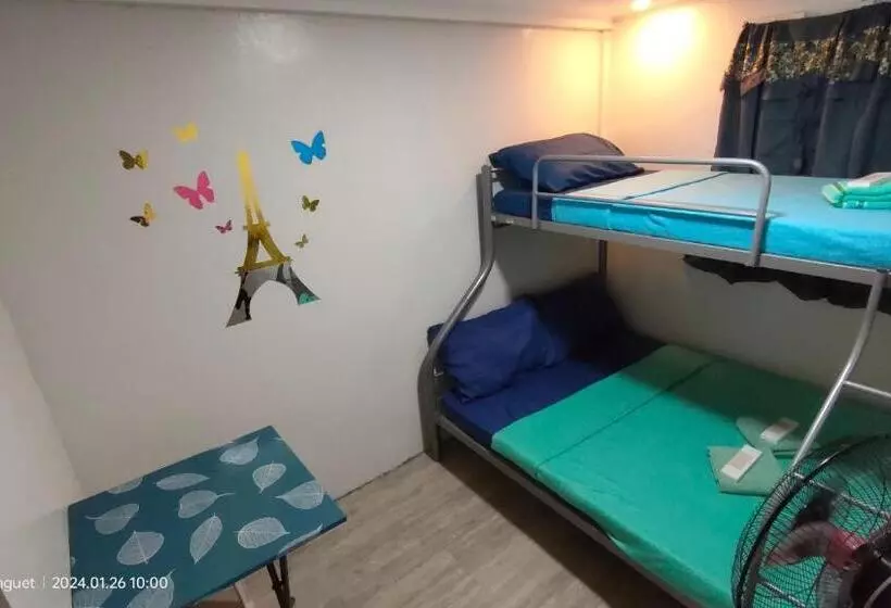 ペンション Kochimoto Bed & Bath