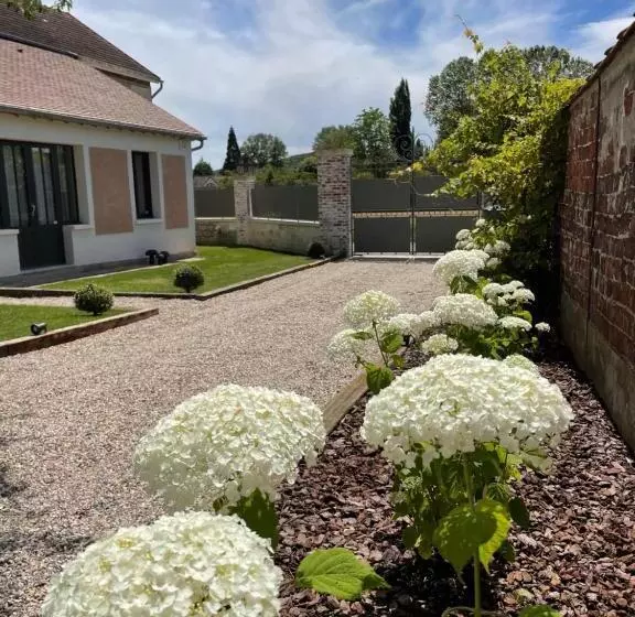 ペンション La Petite Maison De Giverny   Gîte De Charme 5 étoiles Au Cœur Du Village   3 Chambres