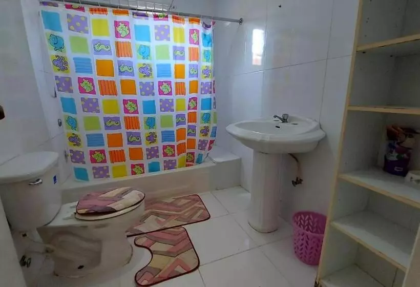 پانسیون Holiday Rooms In St Thomas Jamaica