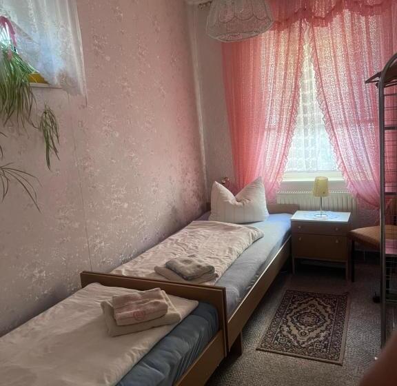 Pensão Mehrbettzimmer Erdgeschoss