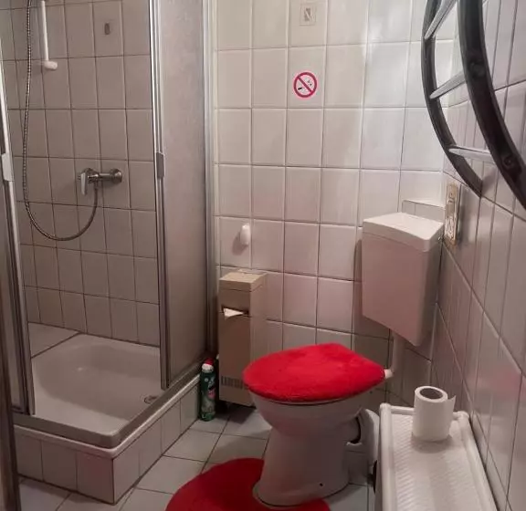 ペンション Mehrbettzimmer Erdgeschoss