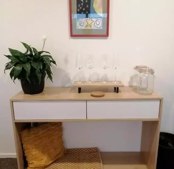 Majatalo Reeves Retreat Handy In Tasman