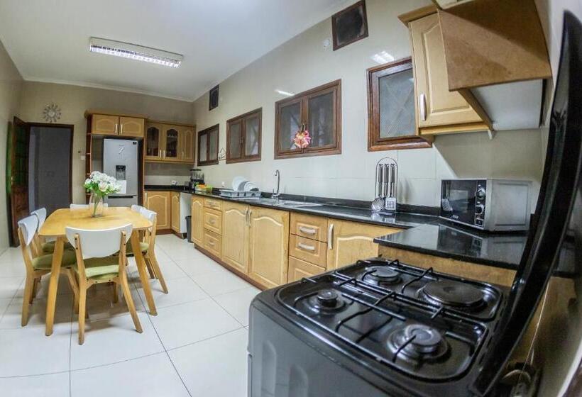 Bed and Breakfast Mangohouse