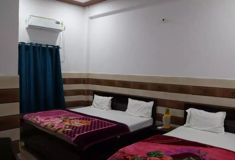 ホテル K.d. Dham Near Prem Mandir