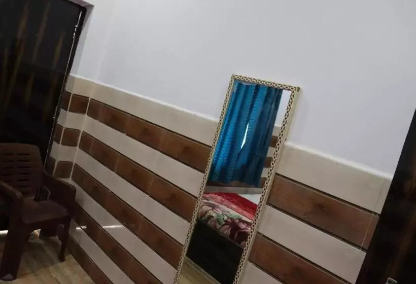 ホテル K.d. Dham Near Prem Mandir