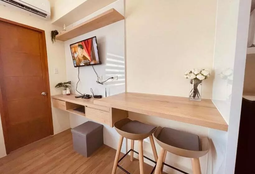Northwoods Place Condominium