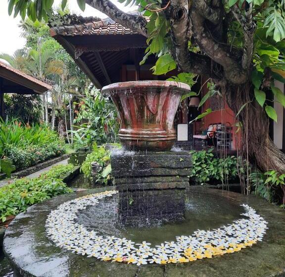 פנסיון Villia Magnolia Sanur Bali 巴厘島玉蘭別墅