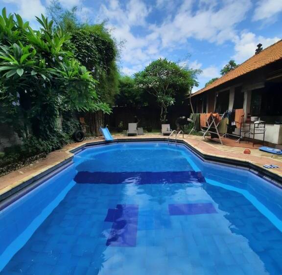 פנסיון Villia Magnolia Sanur Bali 巴厘島玉蘭別墅