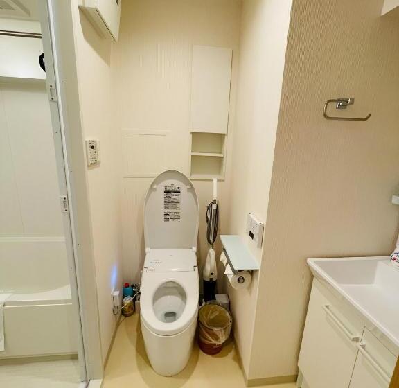 中央公馆 Central Mansions 地下鉄谷町六丁目徒步1分心斎橋駅天王寺駅まで電車1本