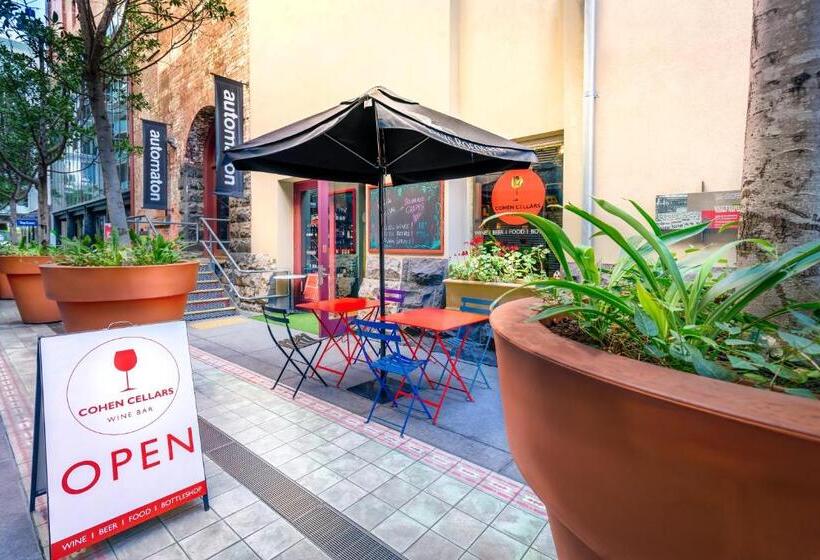 Adele Apartment Hotel East Melbourne