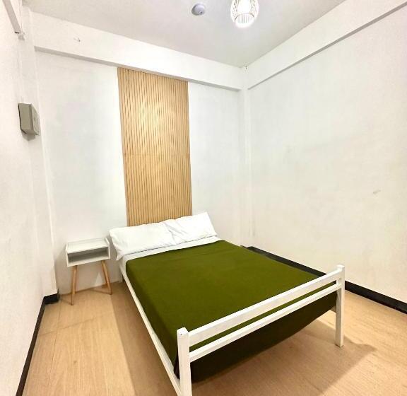 הוסטל Zz Dormitel