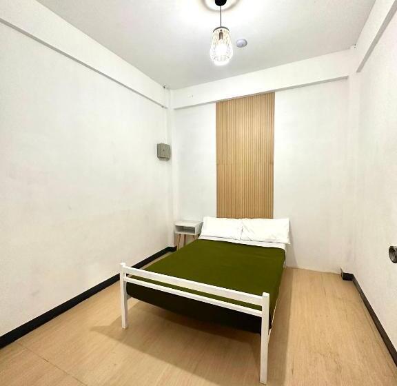 הוסטל Zz Dormitel