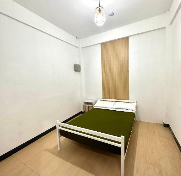 הוסטל Zz Dormitel