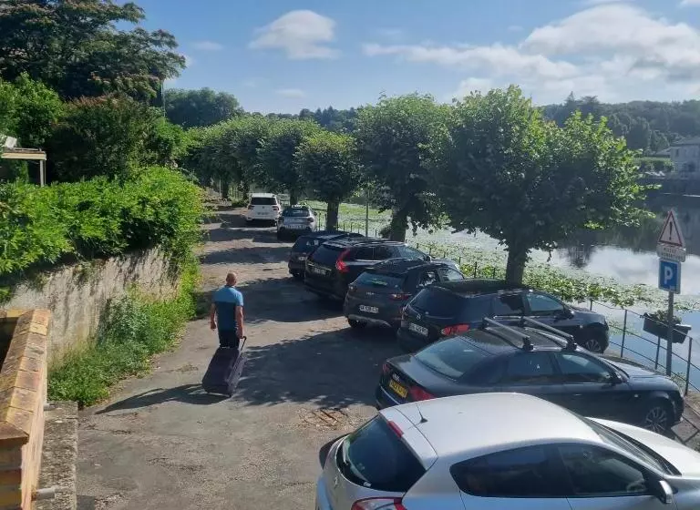 Aamiaismajoitus (B&B) Chez Jack Confolens