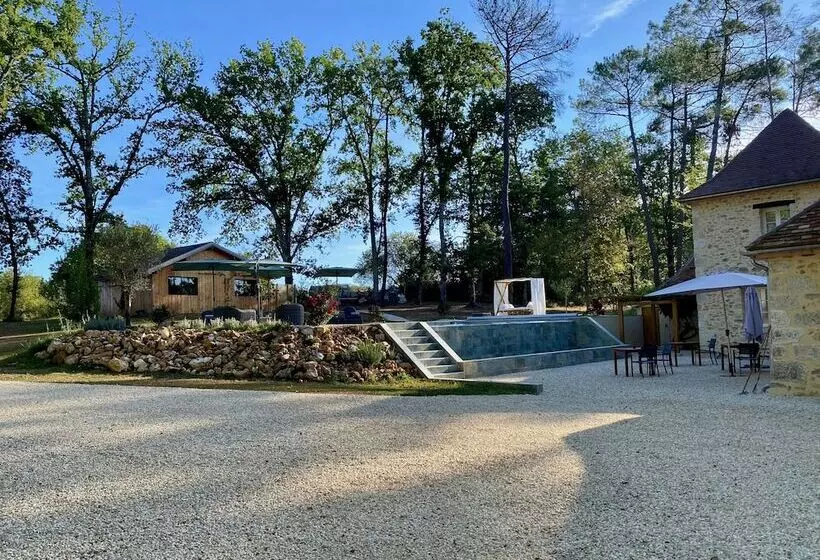 ベッドアンドブレックファースト Le Chirol