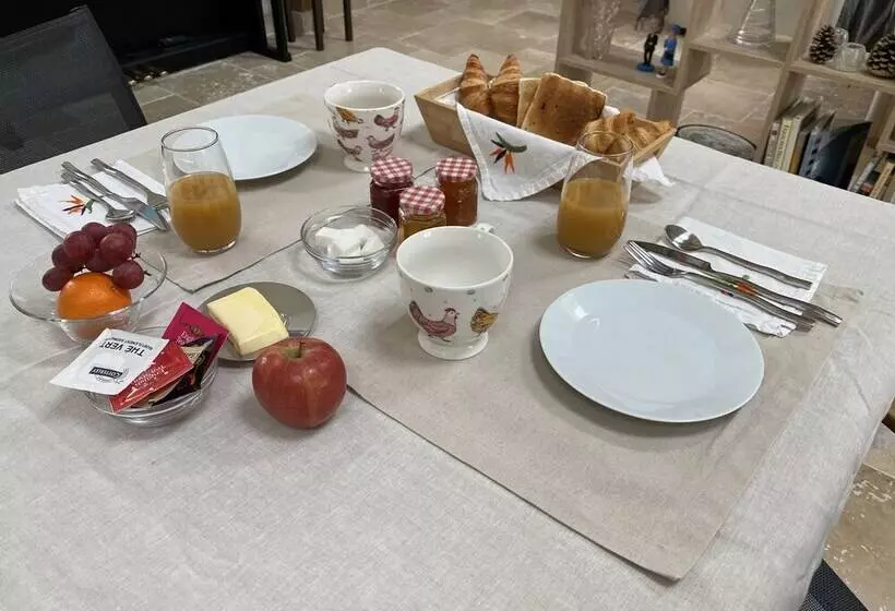 ベッドアンドブレックファースト Le Chirol