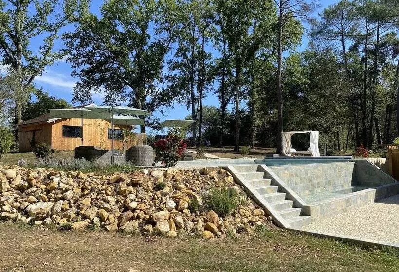 ベッドアンドブレックファースト Le Chirol